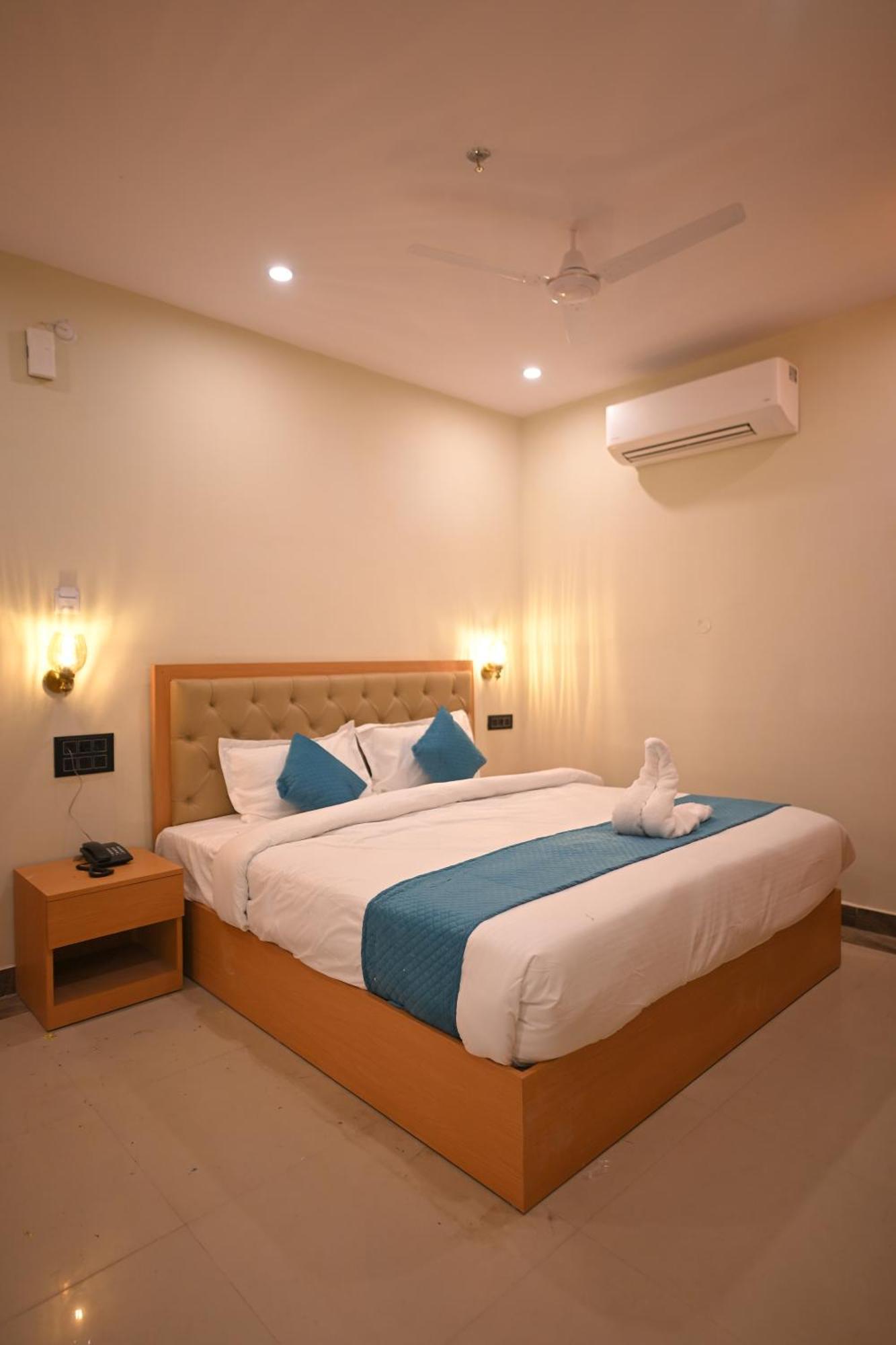 Sunrise Vista Inn Allāhābād Junction 外观 照片
